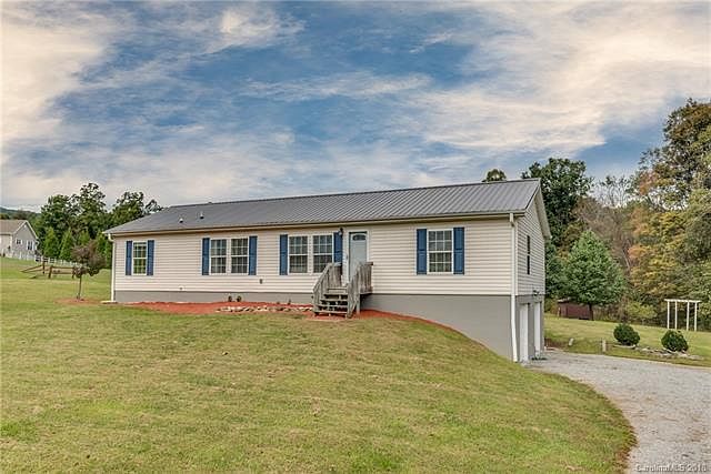 1st image of 189 Chelsea Nix Ln