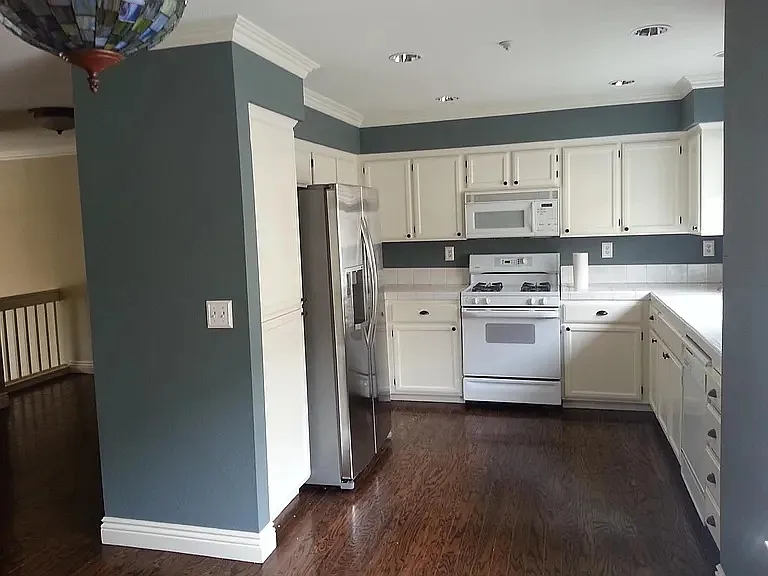 7106 Pelican St #2 — Photo 8