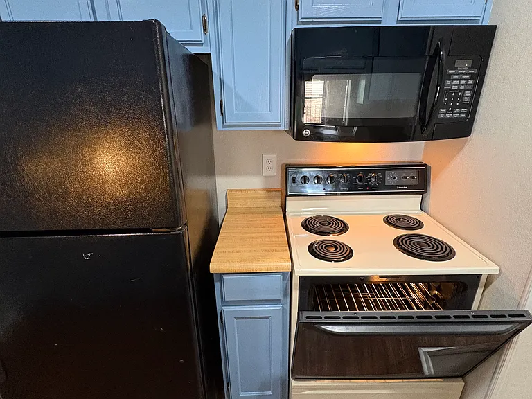 400 W South Town Dr #402 — Photo 62