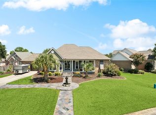 8 Oak Tree Dr, Slidell, LA 70458