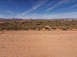 30641017 W Redwall Dr, Golden Valley, AZ 86413