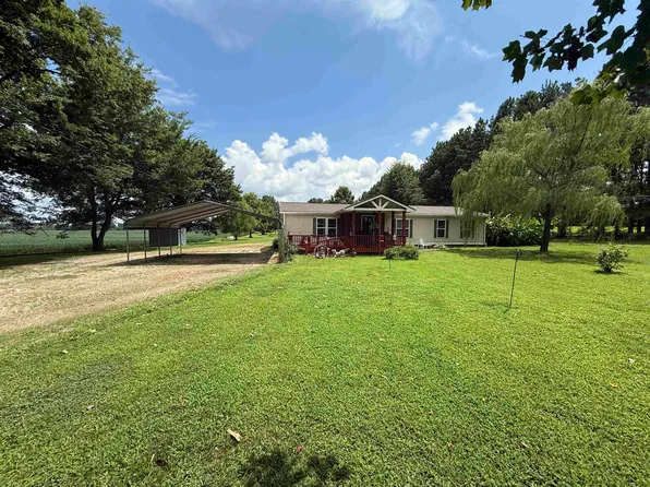 2201 Robert Johnson Rd, Covington, TN 38019