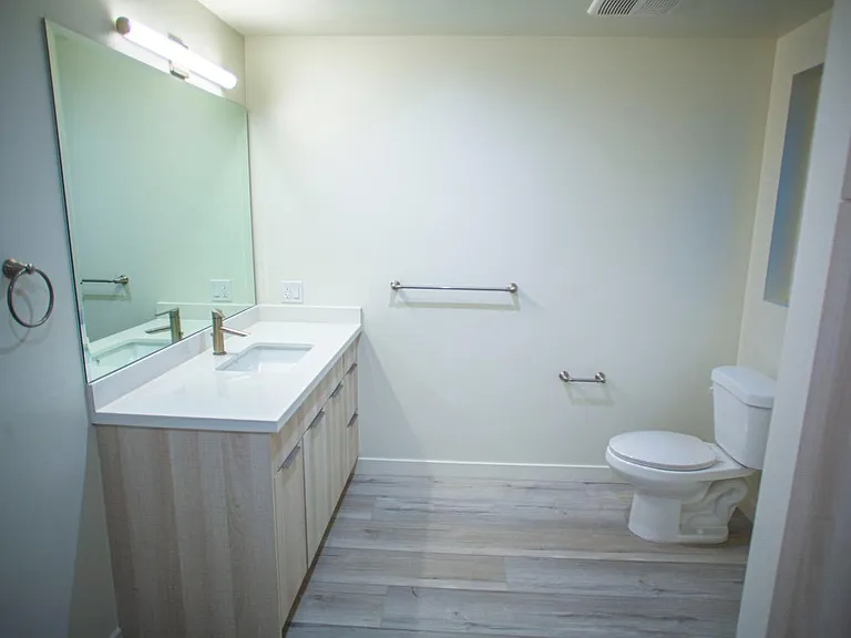 350 Salem St #203 — Photo 10