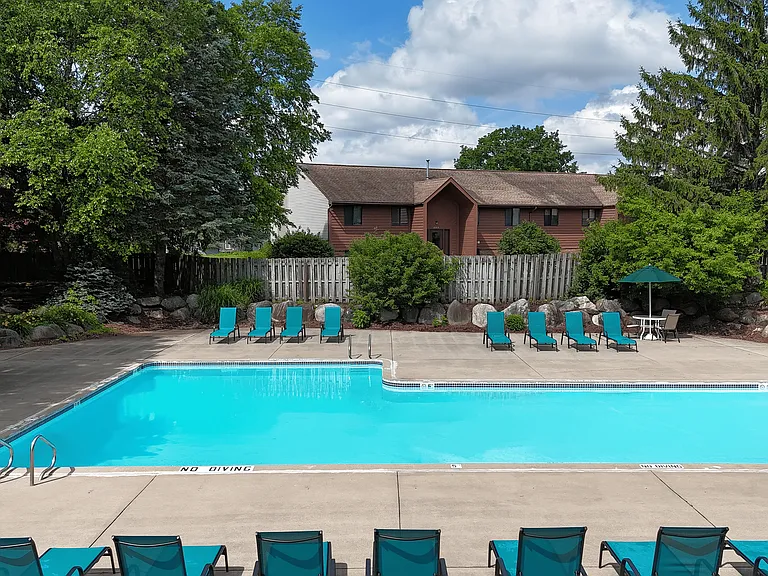 Sundeck with Chaise Lounges and Tables