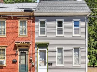 139 N East St, Carlisle, PA 17013