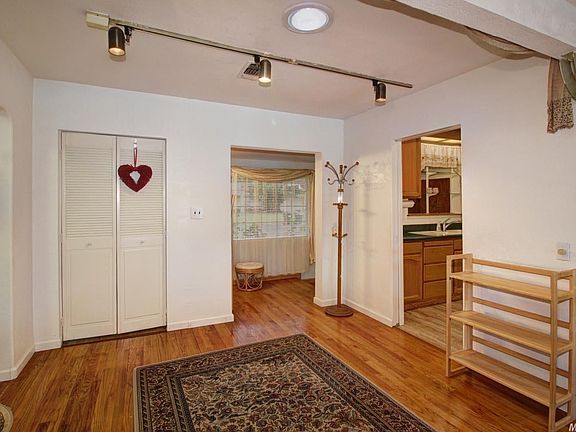 4th image of 3625 La Habra Way