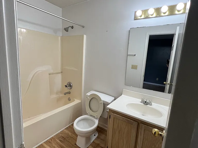 3670 Lacebark Dr — Photo 9