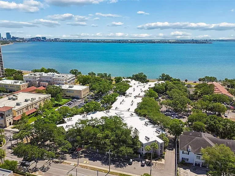 3325 Bayshore Blvd #D14-A — Photo 23