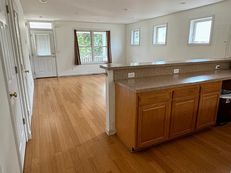 1119 Page St — Photo 2