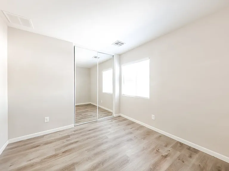 10043 N 115th Dr — Photo 13