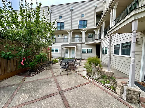 1602 Elgin St #13 Photo 1