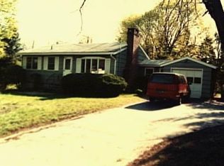 23 Meadowbrook Rd, New Fairfield, CT 06812