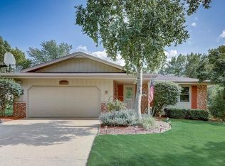 6002 Sycamore St, Greendale, WI 53129