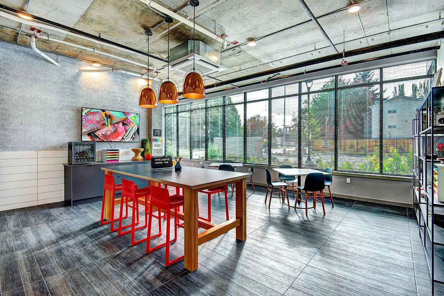 Midtown 64 Apartments — Photo 1