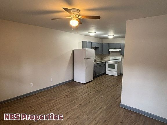 2nd image of 867 N Gallaher View Rd #11556625