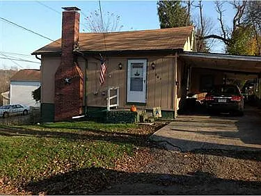 601 York St photo 1