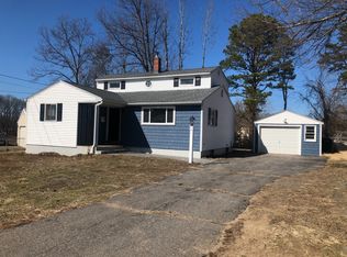 30 Laurie Dr, Enfield, CT 06082