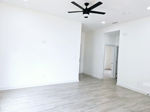 4th image of 2309 Durazno Ct