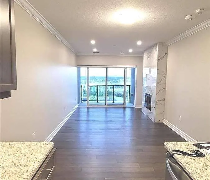 1878 Gordon St #506 — Photo 4