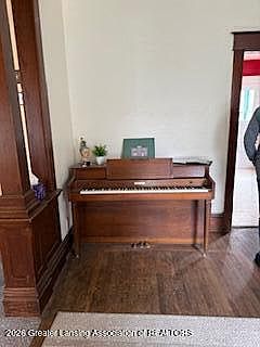 Listing photo 5