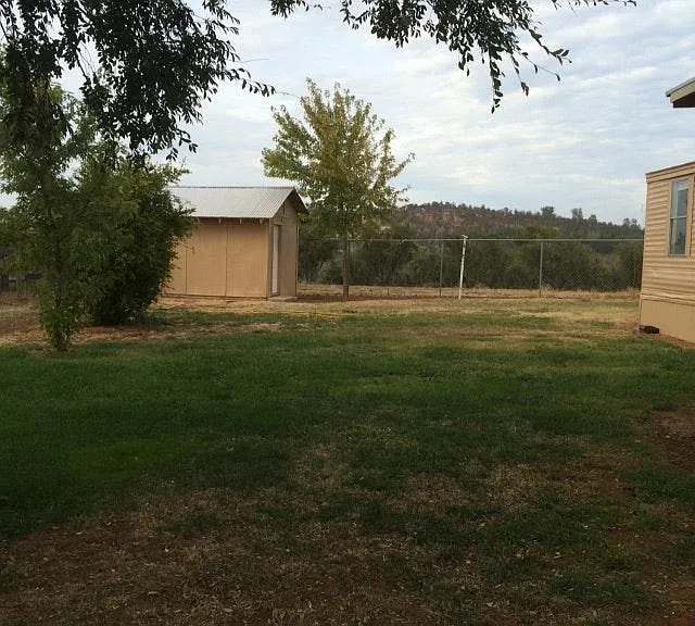 2871 Louis Ave — Photo 12