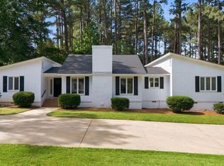 2409 Wintergreen Rd, Sanford, NC 27330