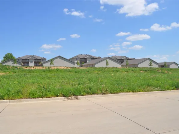 550 State St, Tiffin, IA 52340