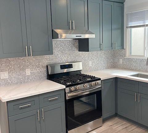 3rd image of 65 Dellbrook Ave