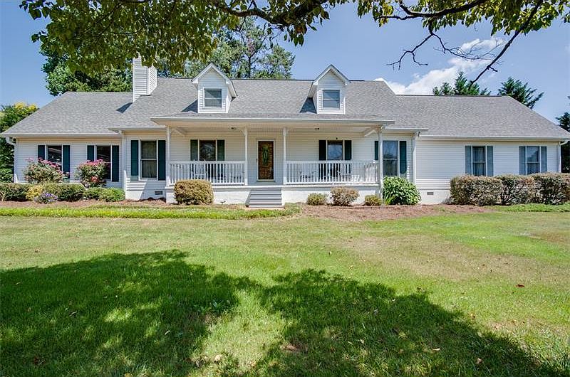 1st image of 4933 Peach Mountain Dr