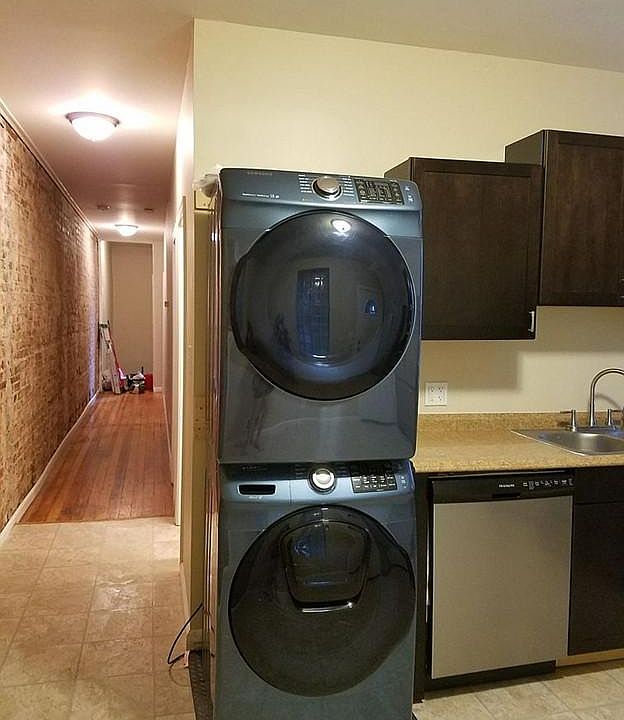 Unit Photo