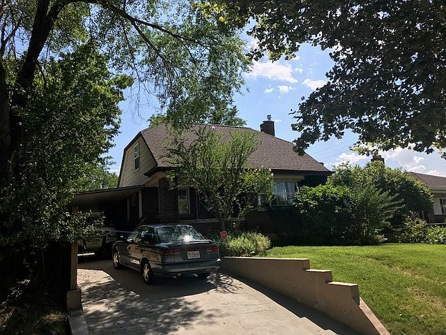 1st image of 1320 E Stratford Ave