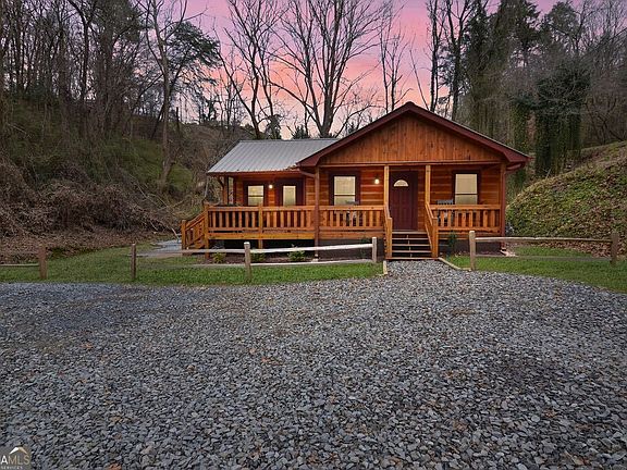 2nd image of 165 Corbin Hill Rd