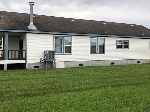 3rd image of 126 Fern Ln