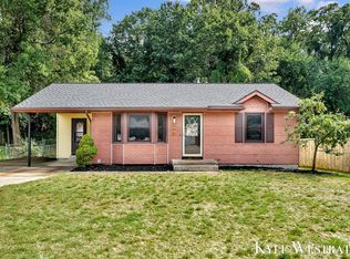 690 Ariebill St SW, Wyoming, MI 49509