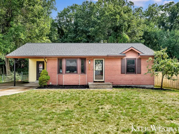 690 Ariebill St SW, Wyoming, MI 49509