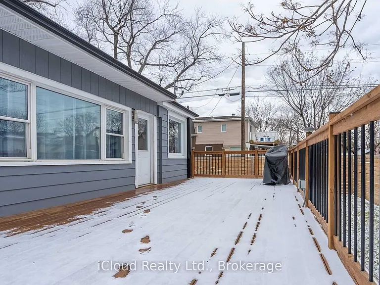 361 Beach Blvd — Photo 16