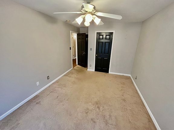 4th image of 751 N Hite Ave #U5