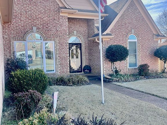 3rd image of 6261 Ivy Trails Dr