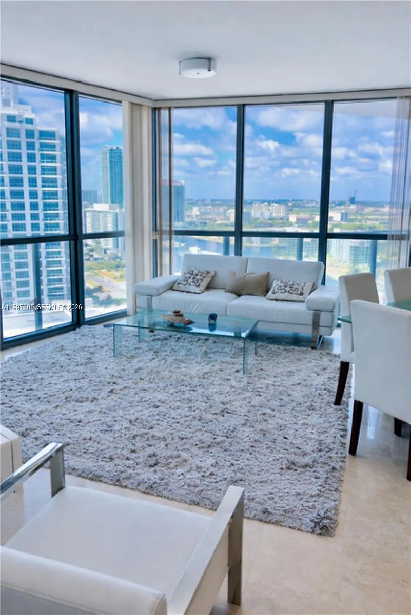 Building Photo - 3101 S Ocean Dr #2406