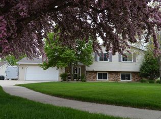 916 25th St SE, Rochester, MN 55904