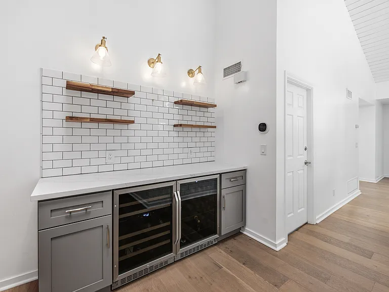 1017 Ashford Ct — Photo 21