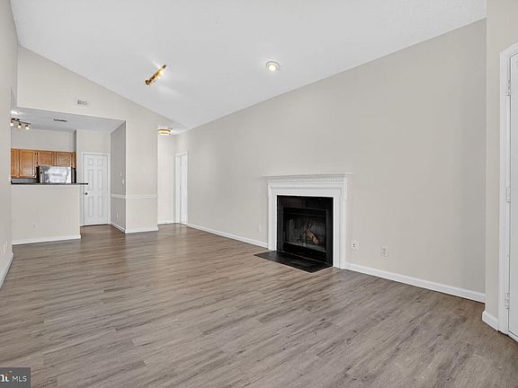 4th image of 14322 Climbing Rose Way APT 306