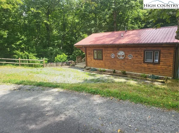 8696 NC Highway, Linville Falls, NC 28657