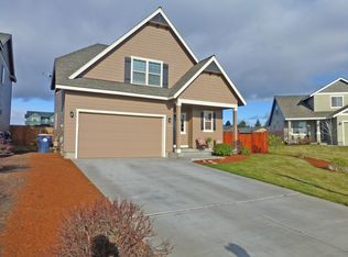 929 SW 26th Ln, Redmond, OR 97756