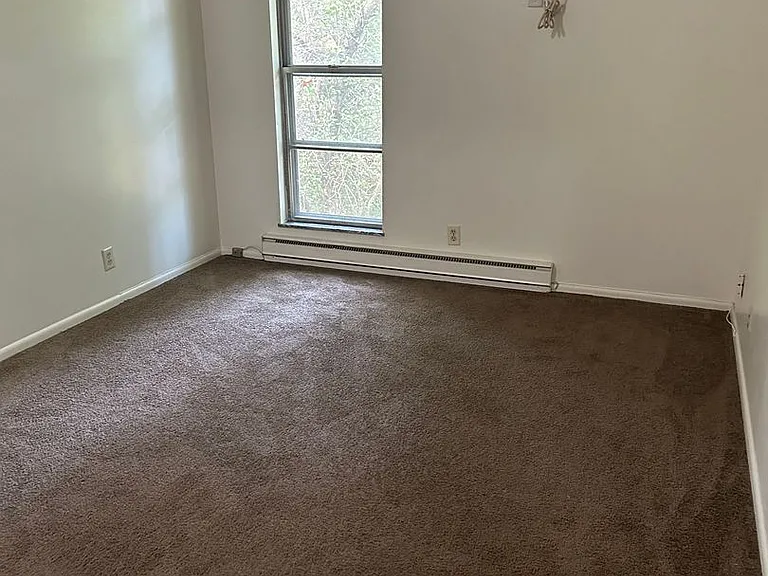 1011 Washington Ave — Photo 7