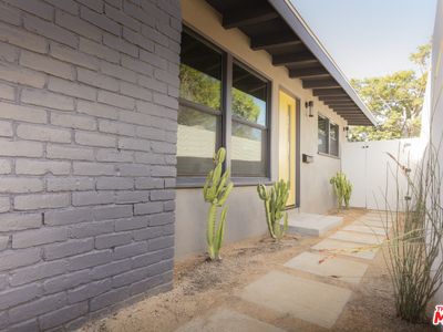 320 Chestnut Ave, Los Angeles, CA, 90042