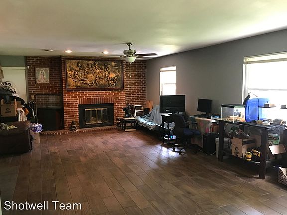 4th image of 6721 Shrewsbury Dr