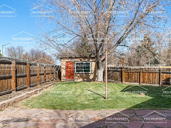 5th image of 307 Hawthorn Dr