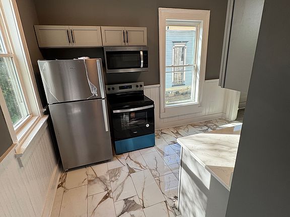3rd image of 619 E 10th Ave #C