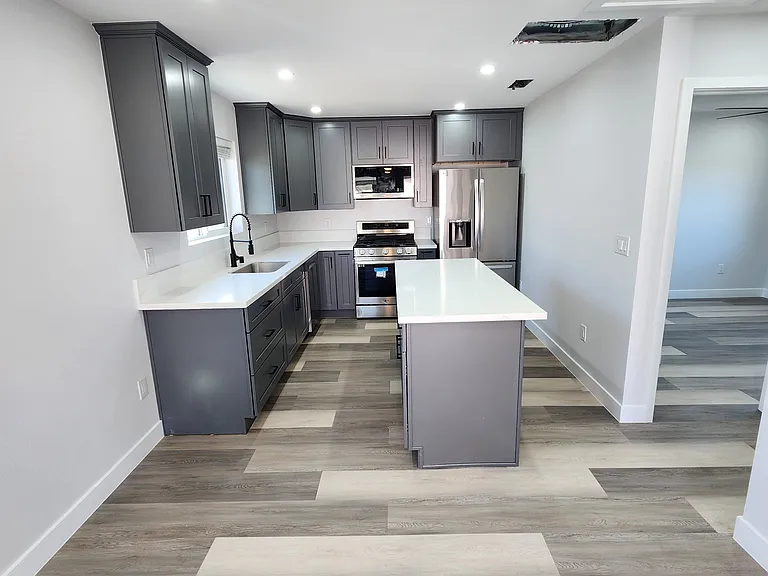 1414 N Hope Ave #B — Photo 5
